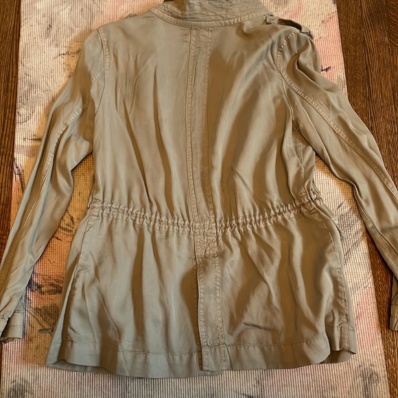 Max Jeans Lightweight Utility Jacket - Picture 5 of 9
